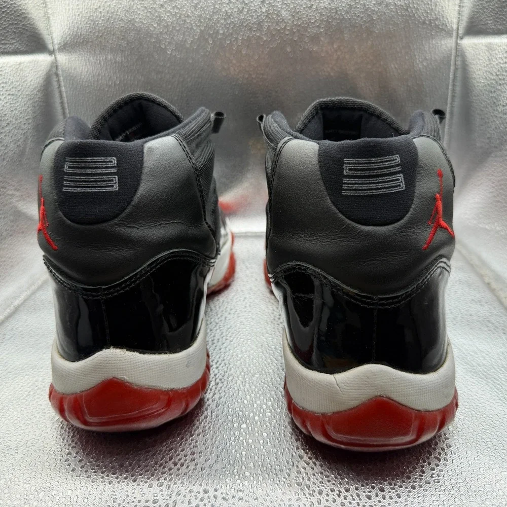 Size 11.5 Nike Air Jordan 11 Retro Bred Leather Black Mens Sneakers‎ 136046-061